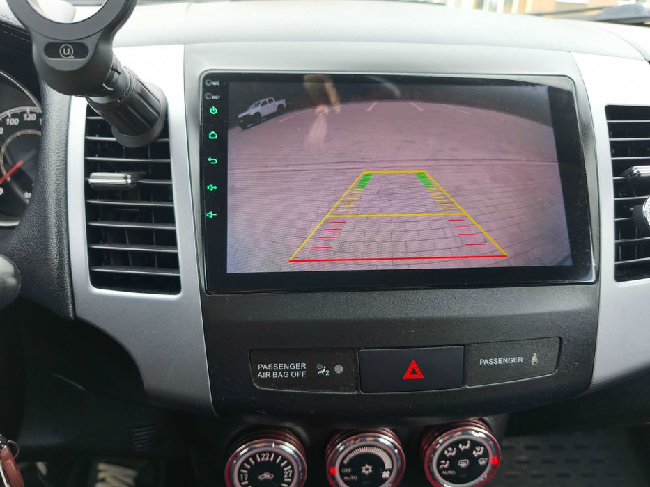 Mitsubishi Outlander 2010