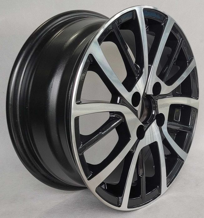 Felgi 15 Honda Jazz 3 4 Renault Clio 3 4x100 Fiat Grande Punto Evo