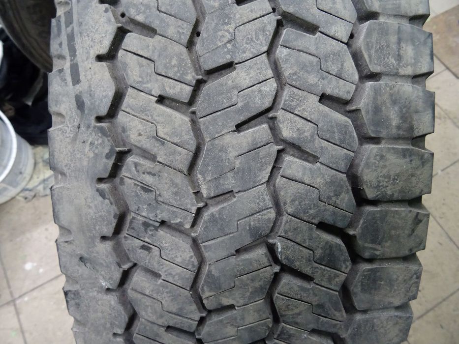 opona 285/70R19.5 MICHELIN D X MULTI (500 netto)