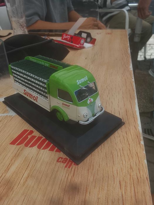 Carrinha de coleção da Sumol