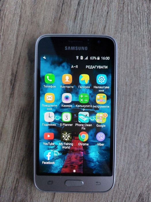 Продається Samsung Galaxy J1(J120H)—Дуо‑SIM, компактний і практичний