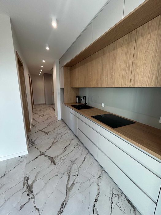 2 pokoje 1-osobowe w mieszkaniu 3-osobowym