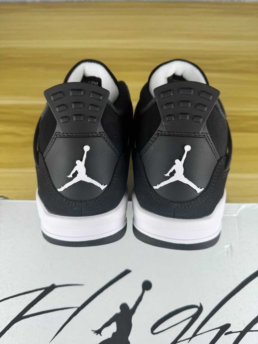 Air Jordan 4 Retro White Thunder  R. 45