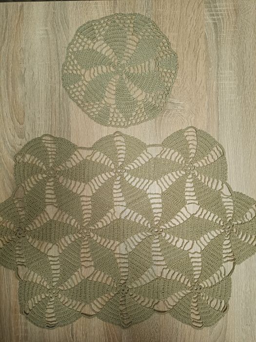 Zestaw 3 stylowych, szydełkowych serwetek cappuccino , nowe rękodzieło