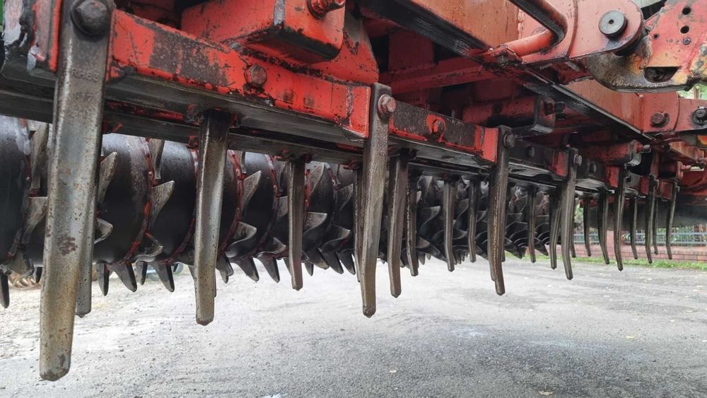 Zestaw uprawowo siewny agregat Kuhn HA 3000 siewnik Amazone AD 302 K