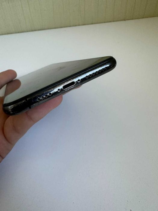 iPhone XS Max  iCloud (на запчастини / під розблок) ціна договірна