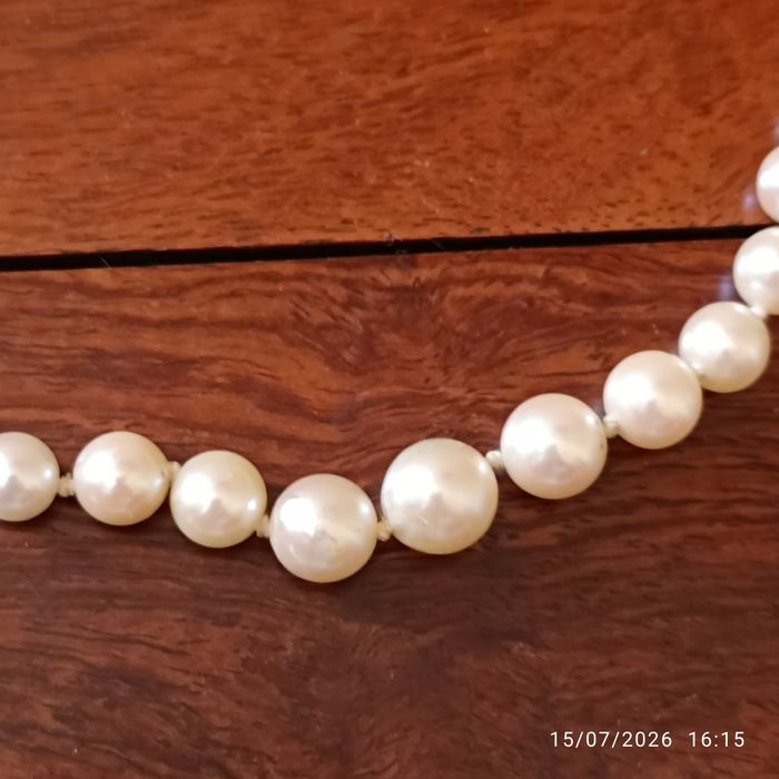 Colar de perolas anos 50s