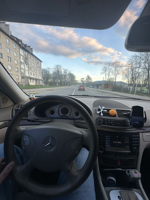 Продам w211 3.0 4matic