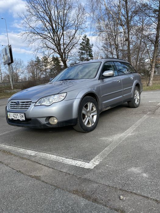 Продам субару 2007року
