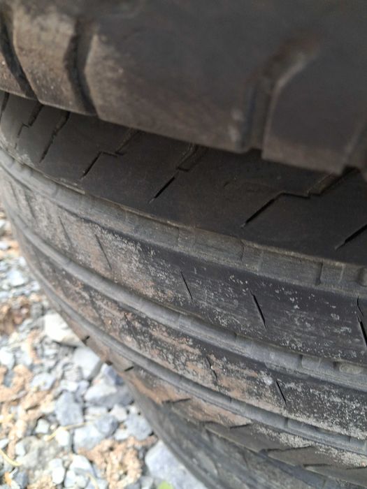 opony używane 215/75 R16 C rok 2020