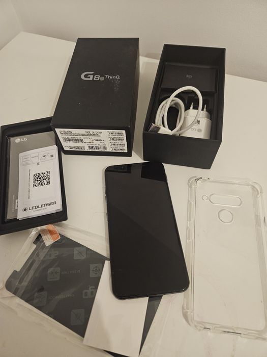 Lg G8s pełny zestaw z ładowarką oryg. Słuchawkami , pudełkiem , szkłem i etui nowym