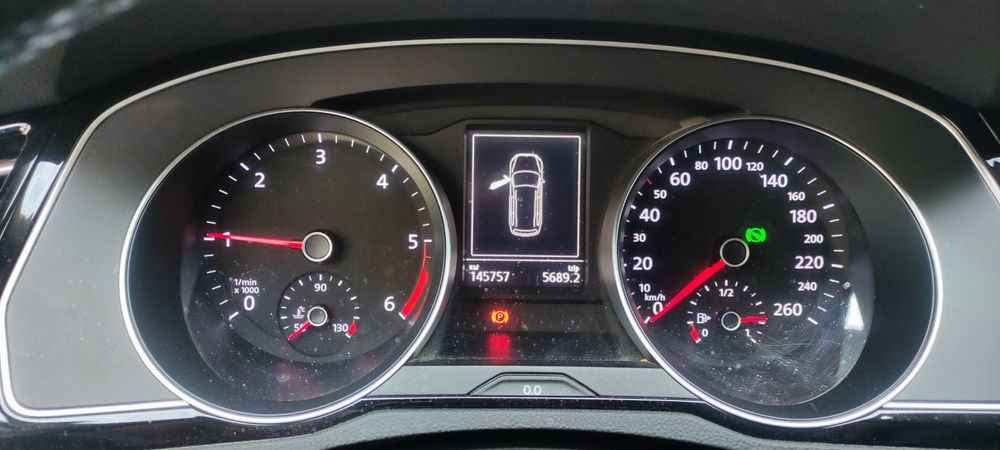 Пасат б8.  Дизель, к. автомат  Стан нового авто, 1 3900дол Терміновий продаж