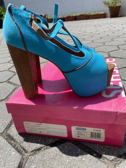 Sandálias azuis Seaside