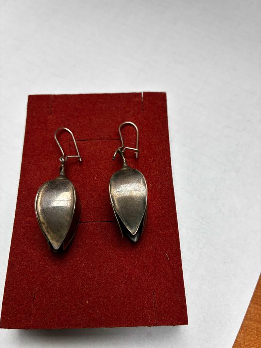 Artystyczne srebrne kolczyki