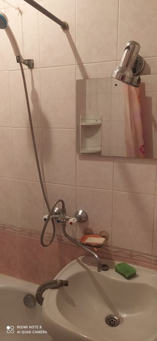 Сдаю квартиру на Артёма 2-к