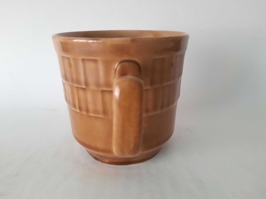 kubek z uchem- porcelit Chodzież- PRL