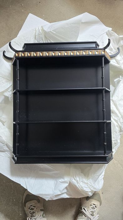 Prateleira Formato Oriental