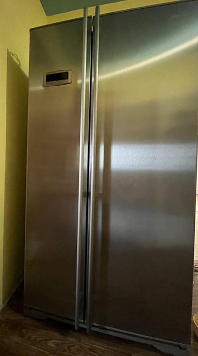 Двокамерний холодильник