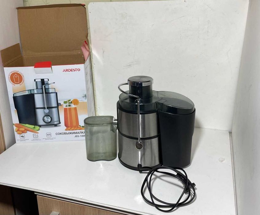 Соковыжималка центробежная Соковитискач відцентровий Ardesto JEG-1000