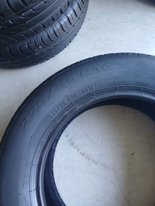 2 pneus 225 55 r16 Pirelli