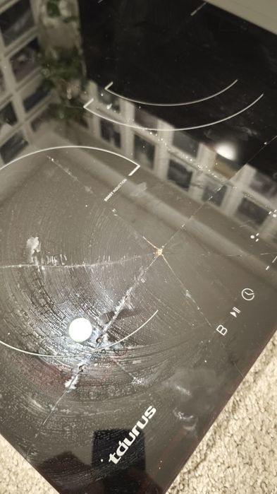 Placa Indução Taurus i603s (Para Peças) - Vidro Rachado