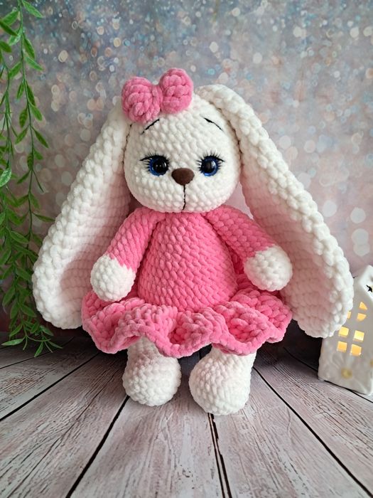 Królik na szydełku maskotka pluszak zabawka handmade