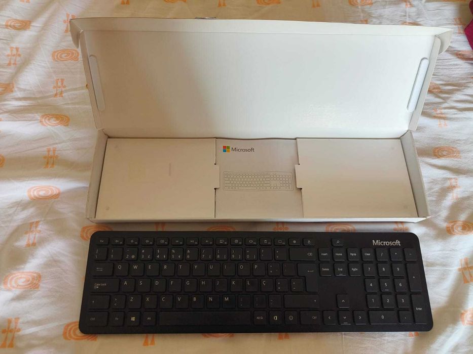 Teclado Bluetooth Microsoft Preto514477187264696321