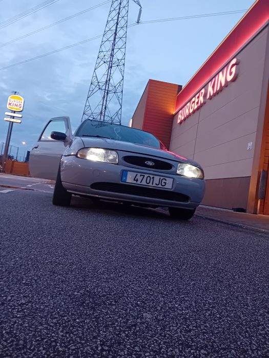 Ford fiesta 1.8 D
