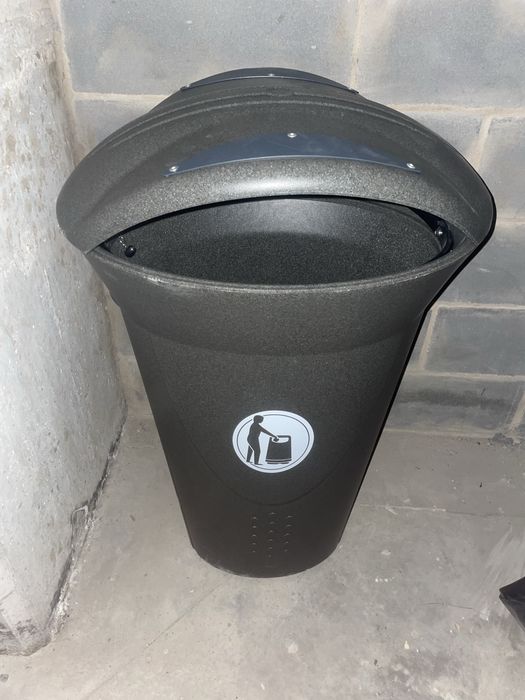 Lixeiras Externas à Venda