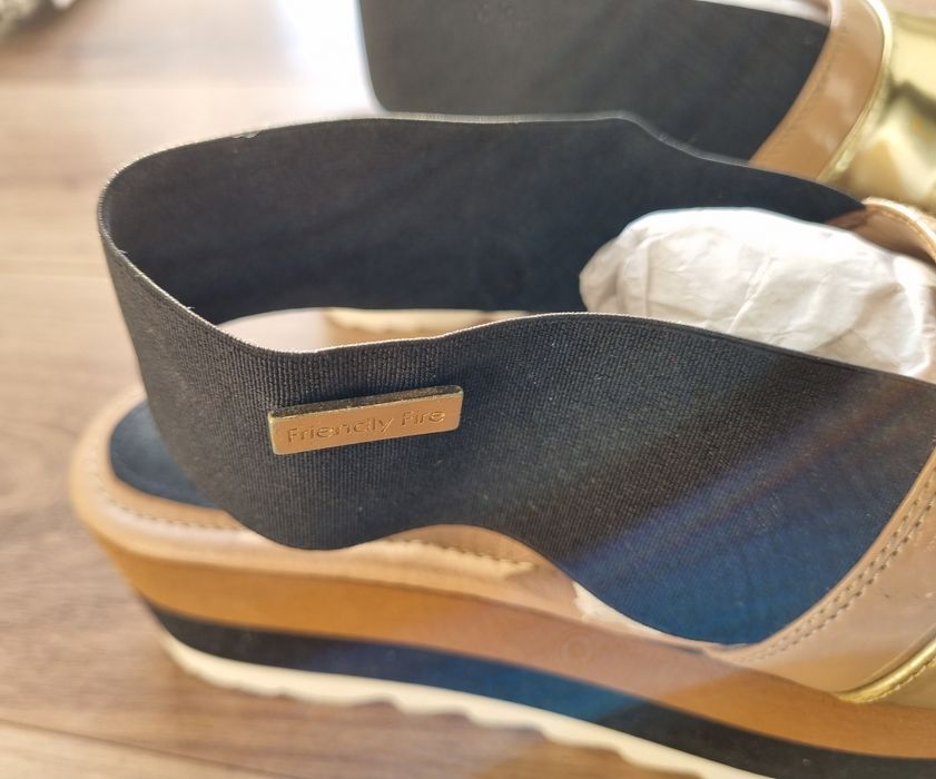 Sandálias Friendly Fire 39