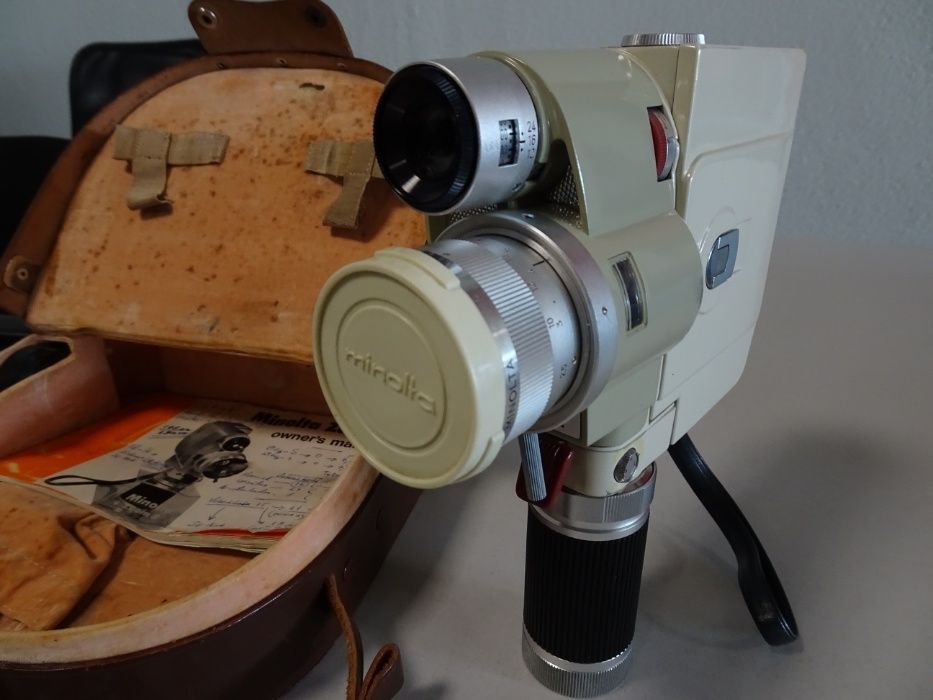 Maquina filmar vintage, Minolta, zoom 8, com mala couro