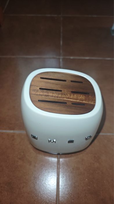 Bloco de Facas SMEG Completo