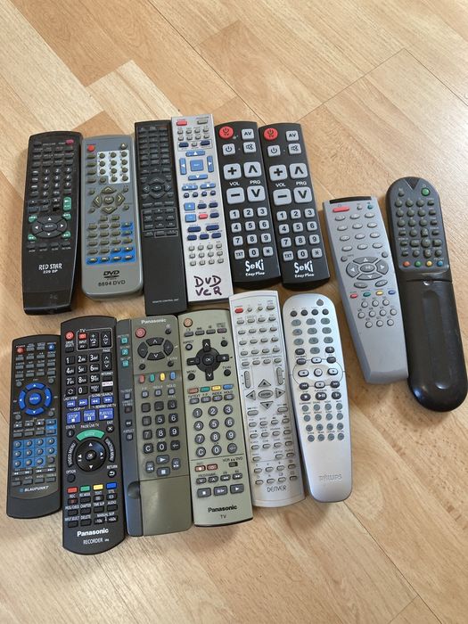 Piloty tv, dvd i inne (czytaj opis)