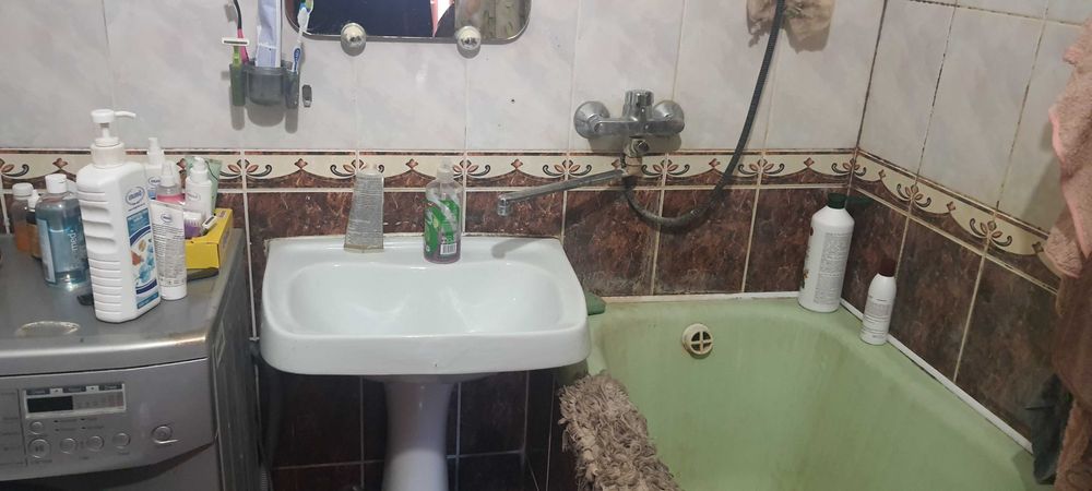 Продаю 2х кім.квартиру на Гвардійській