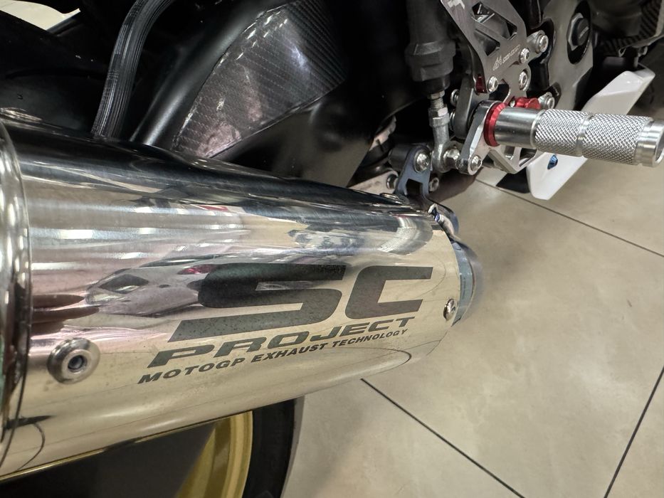 Honda CBR1000RR Fireblade 1.0i 16V 6МКПП 2014 р.в. (181 к.с.)