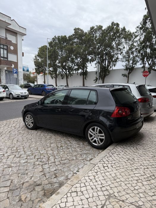 Volkswagen Golf V  1.9 TDI 105 CV