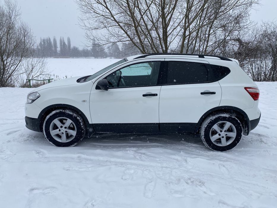 Автомобіль Nissan Qashqai