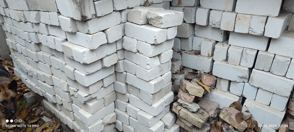 Продам білу цеглу