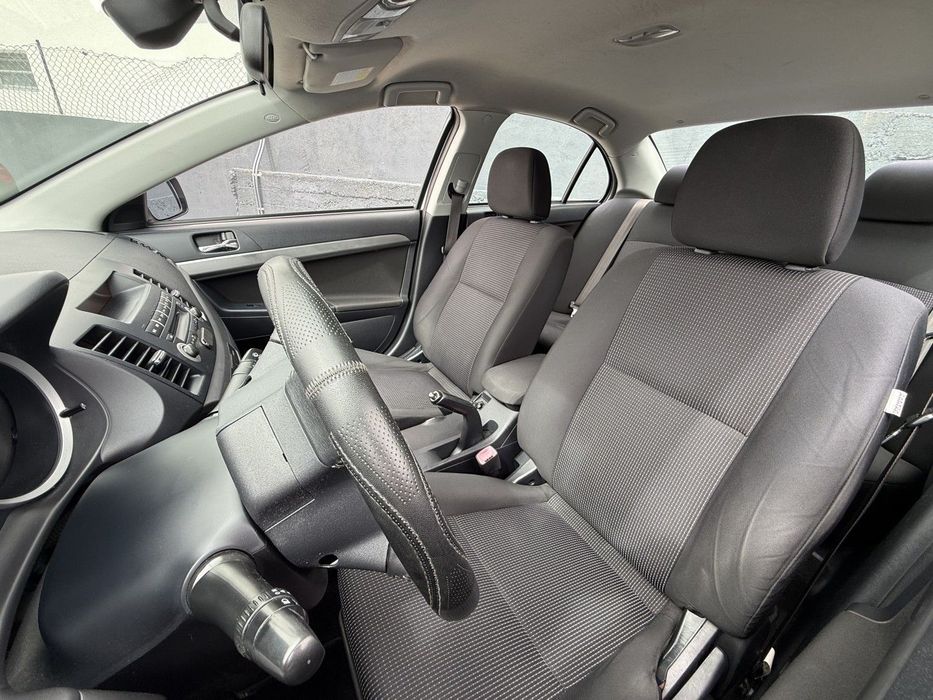 Mitsubishi Lancer 1.6 Invite ClearTec