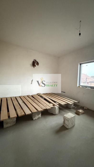 Продаж будинку 4 кімн у Червоному Хуторі