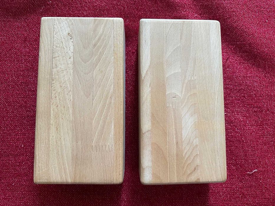 Drewniane klocki do jogi