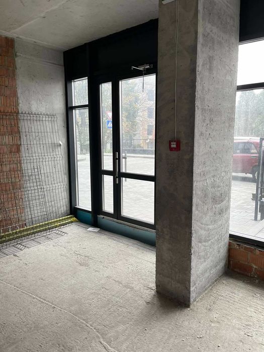 Продаж приміщення 311 м2 , вул.Шевченка,60 (ЖК Семицвіт буд.№18)