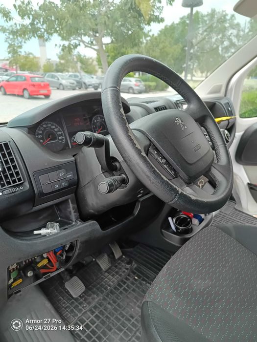 Peugeot Boxer de 2018 com 509000 km.