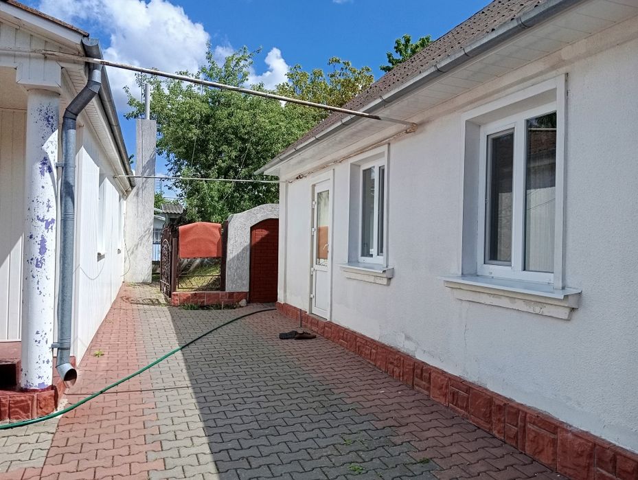 Продам будинок 3 гаражами, або обмін на кв.будинок!