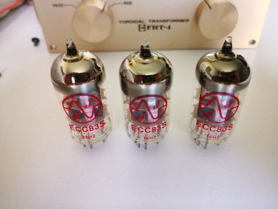 Lampowy przedwzmacniacz gramofonowy Croft RIAA