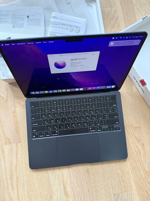 MacBook Air M2 2022 в гарному стані