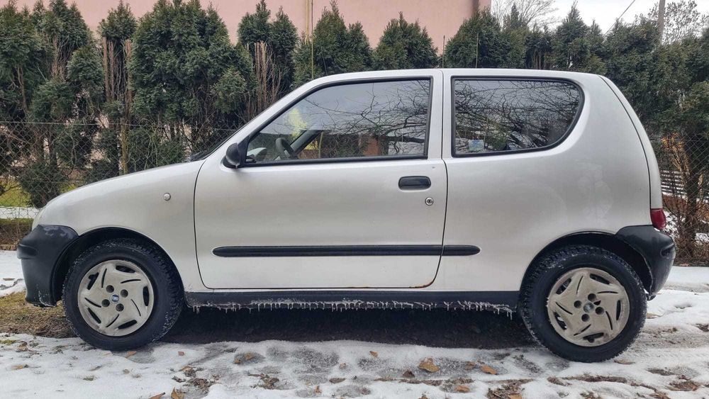 Fiat Seicento srebrny