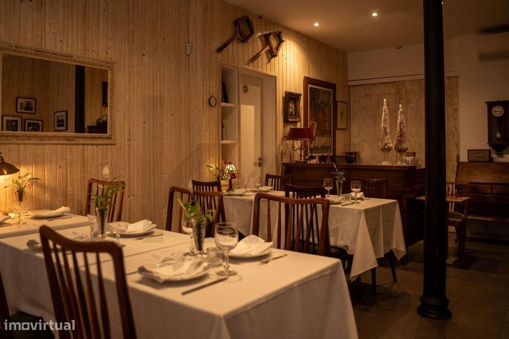 Oportunidade Única de Trespasse: Restaurante de Charme e Alta Reputaçã