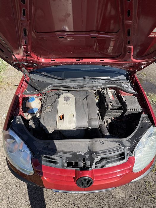Продам авто Volkswagen Golf 5