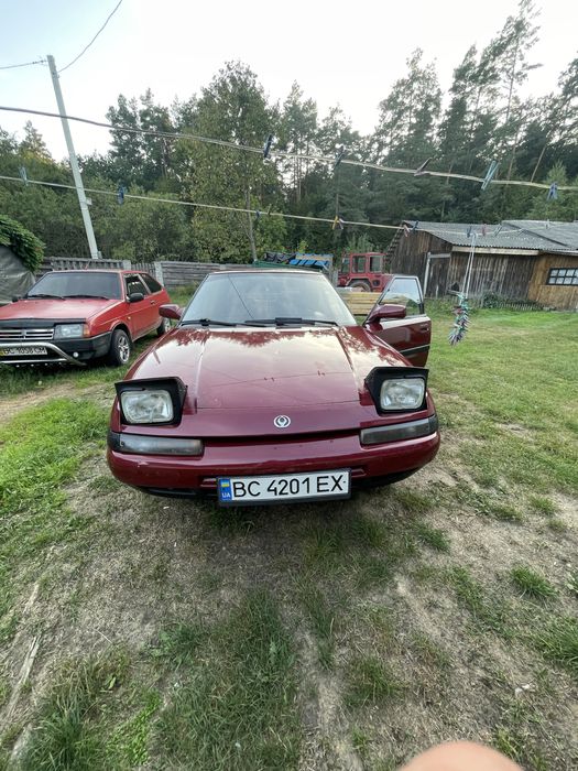 Продам мазду 323f хороший стан
